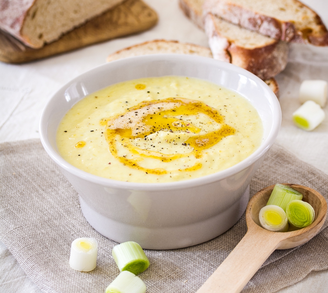 Creamy leek and potato soup